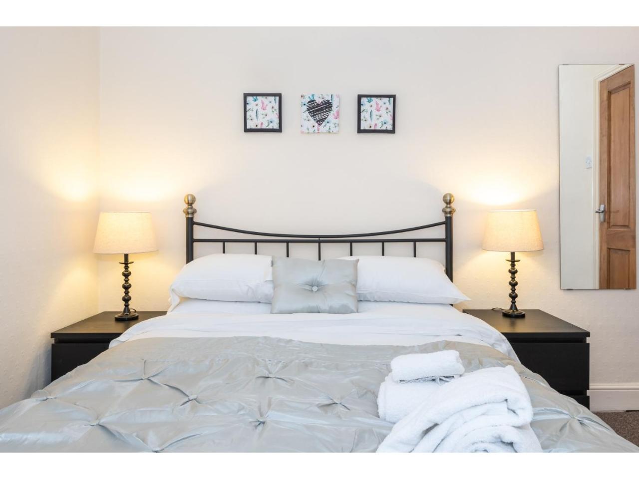 Beautiful 2 Bed With Free Parking - Pass The Keys Leilighet York Eksteriør bilde