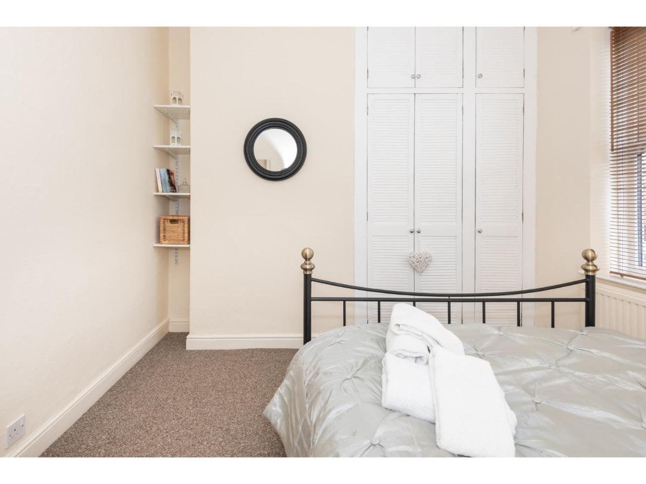 Beautiful 2 Bed With Free Parking - Pass The Keys Leilighet York Eksteriør bilde