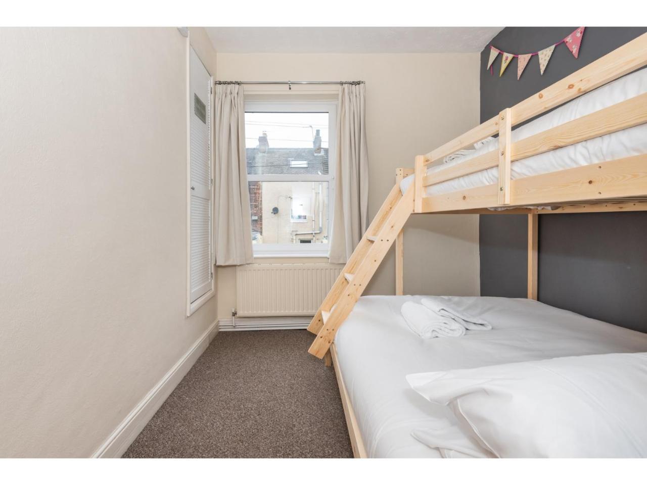 Beautiful 2 Bed With Free Parking - Pass The Keys Leilighet York Eksteriør bilde